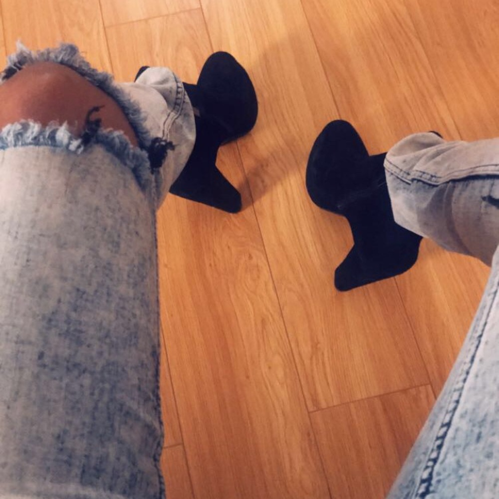 Steve Madden Rancee black suede boots🌹